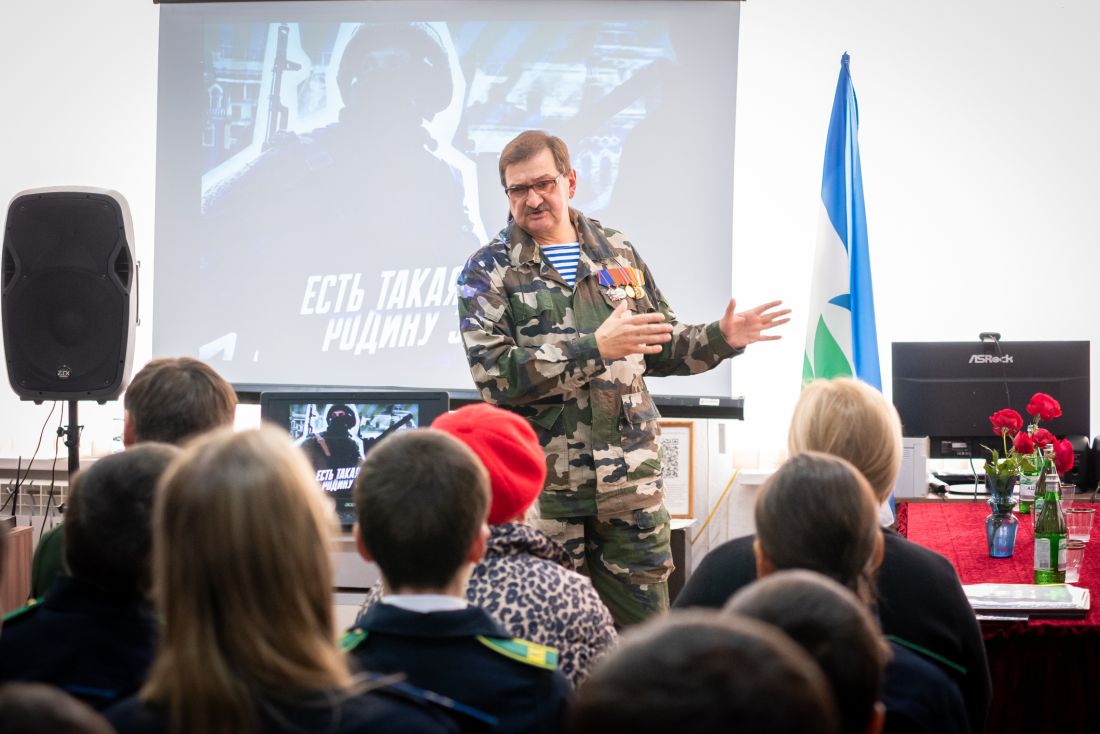 Ветераны боевых действий КБР провели урок мужества для кадетов г. Тырныауза 